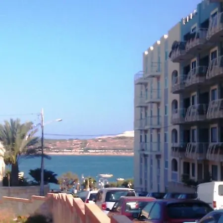 Seaside 3 Bedroom In Qawra